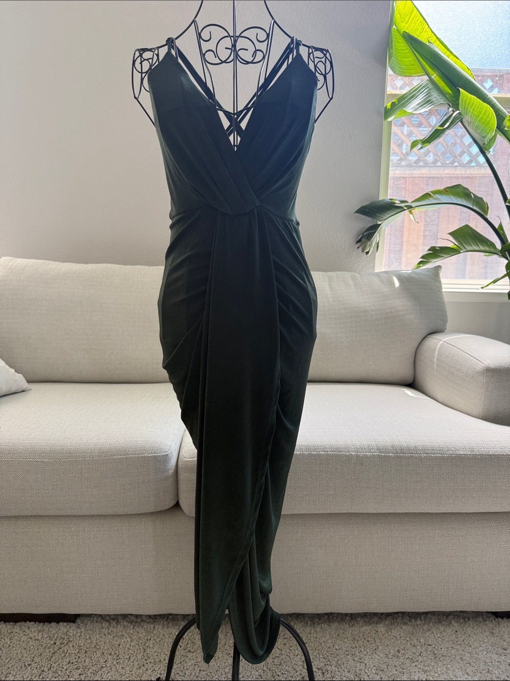 Lulu’s Dreamy Date Surplice Midi Dress